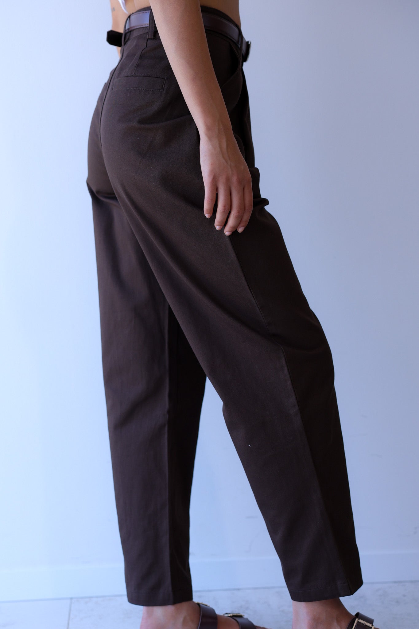 מכנסי צ׳ינו - חום שוקולד