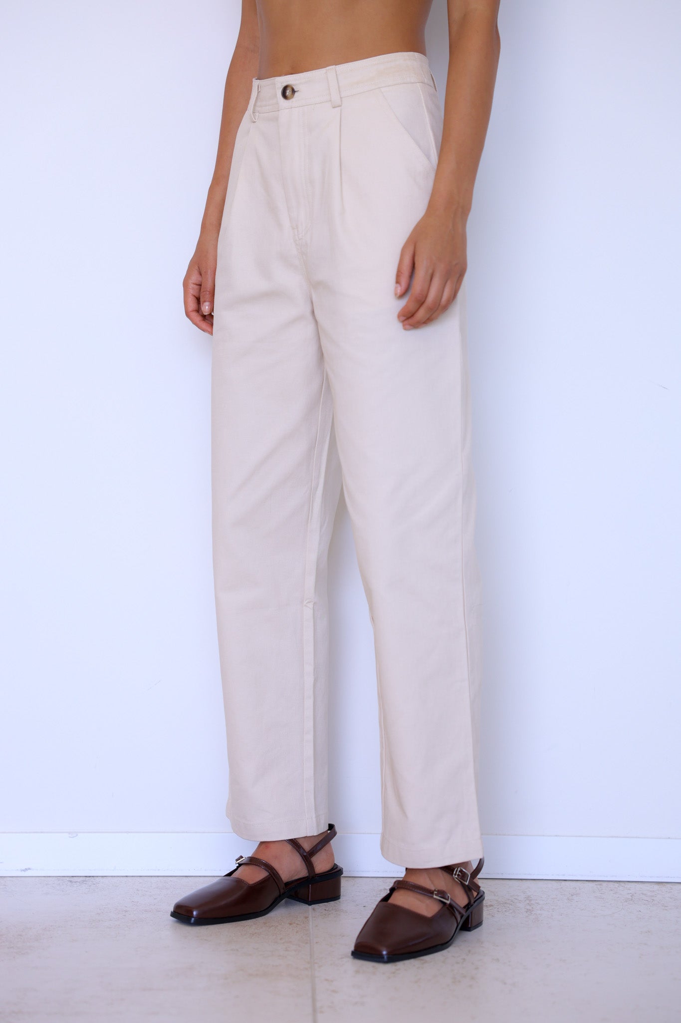 מכנסי צ׳ינו - שמנת