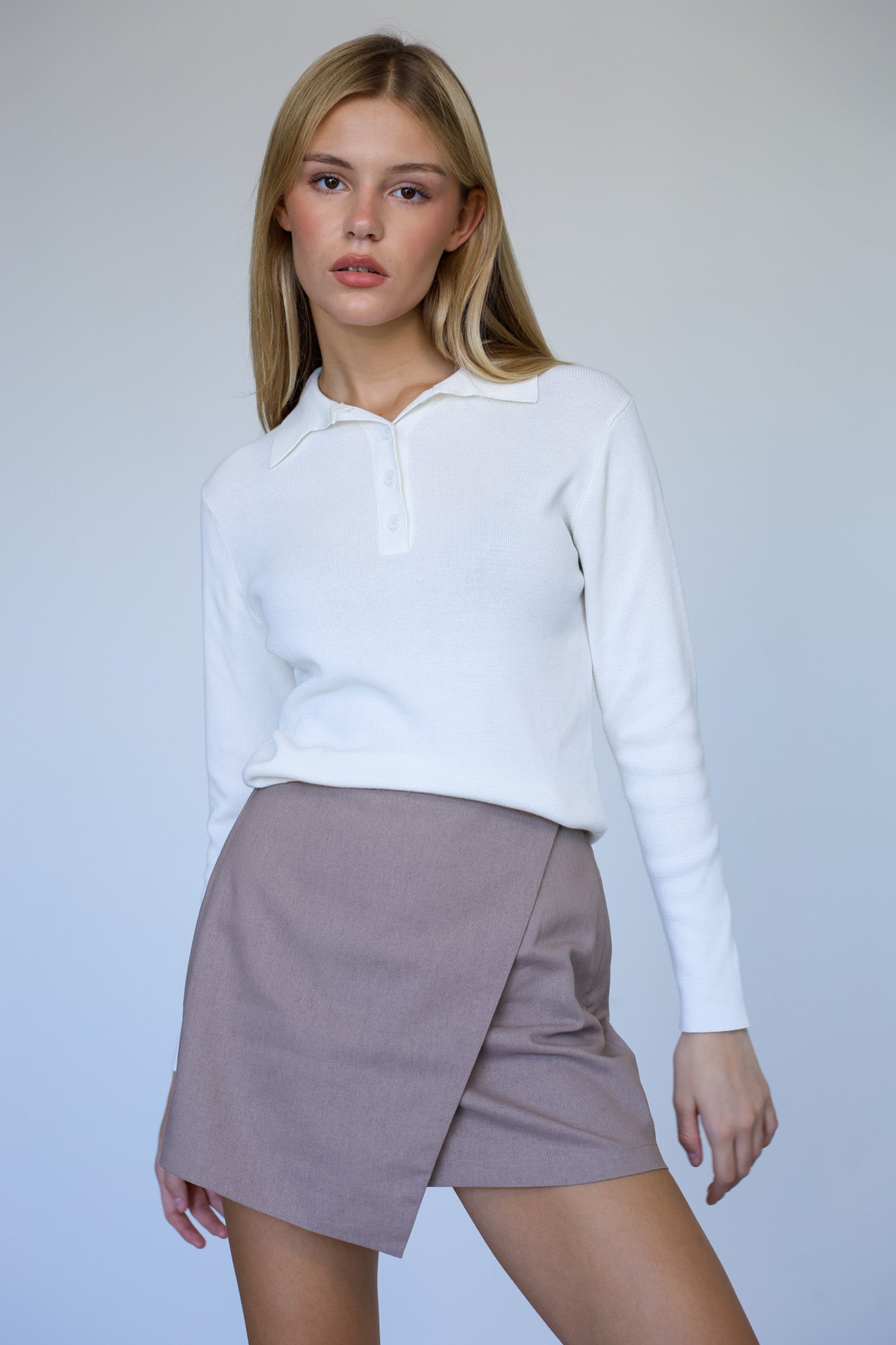 חולצת סריג פולו אמיליה - לבן