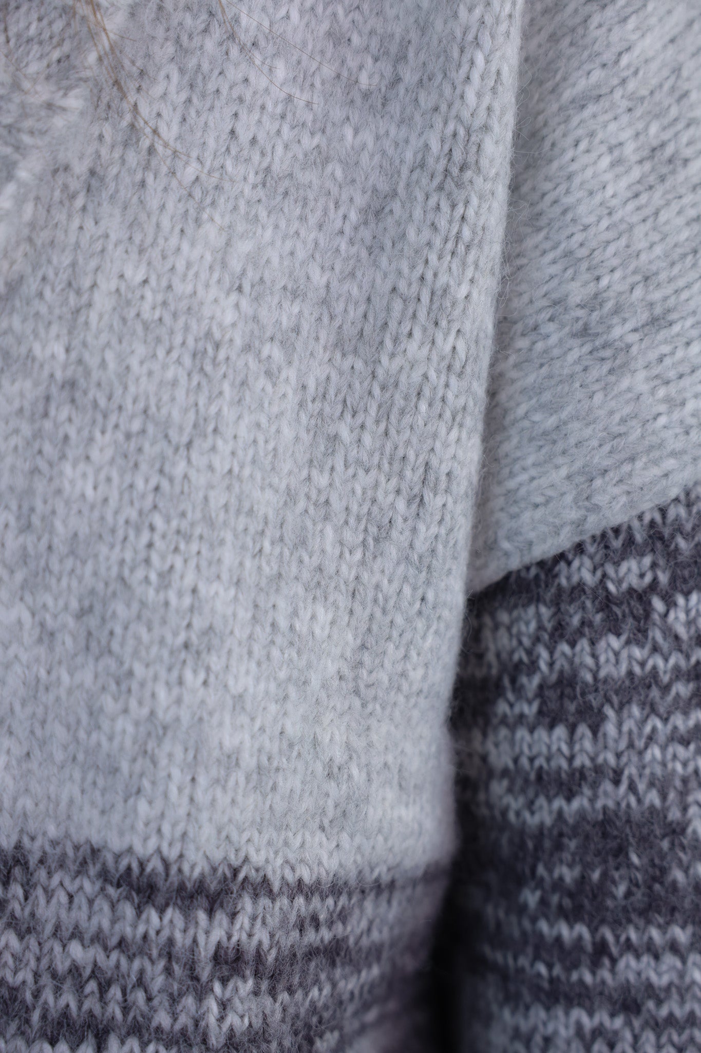 קרדיגן קרלייל - מיקס גריי