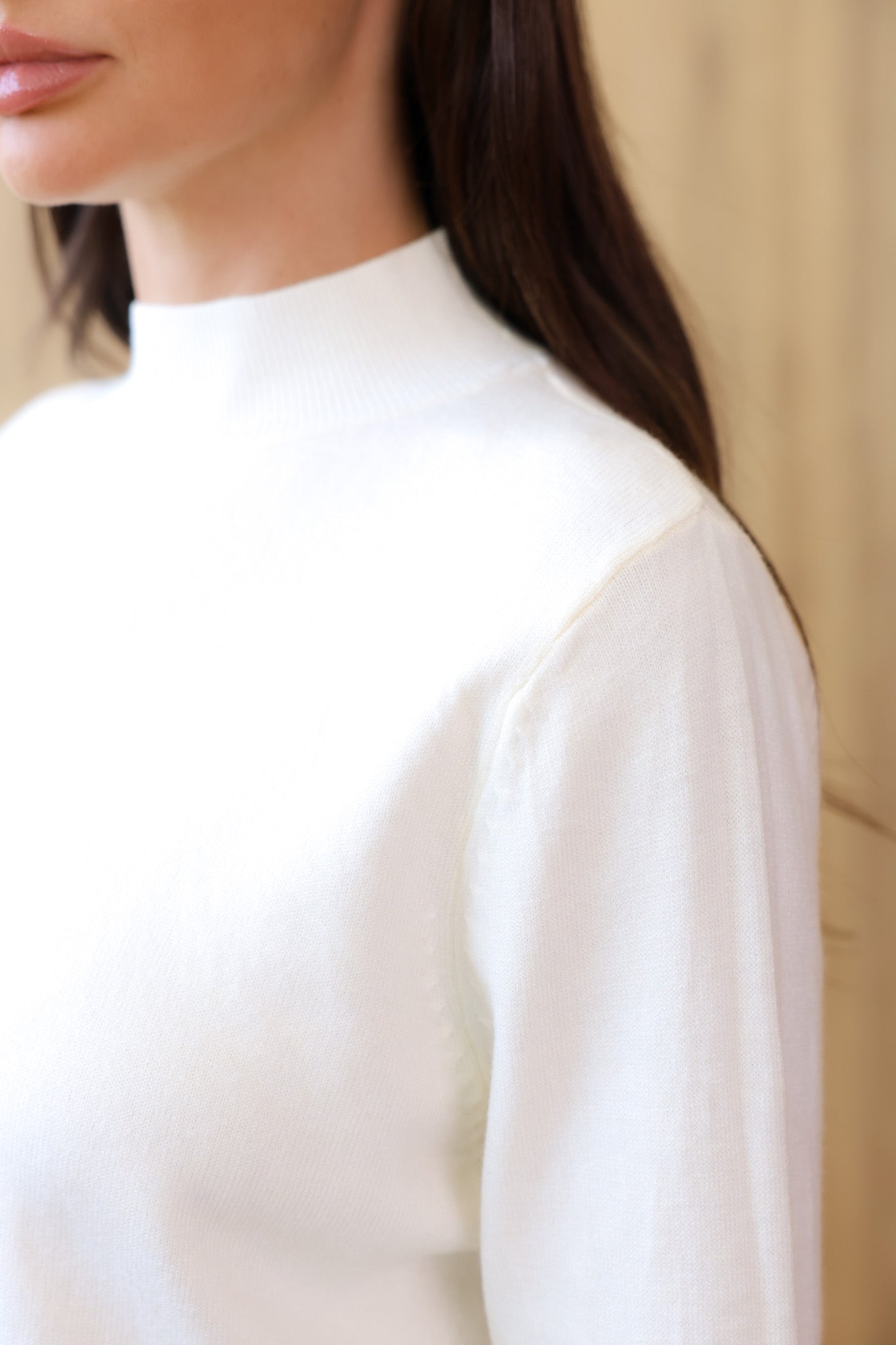 סריג לוסי ליין -שמנת