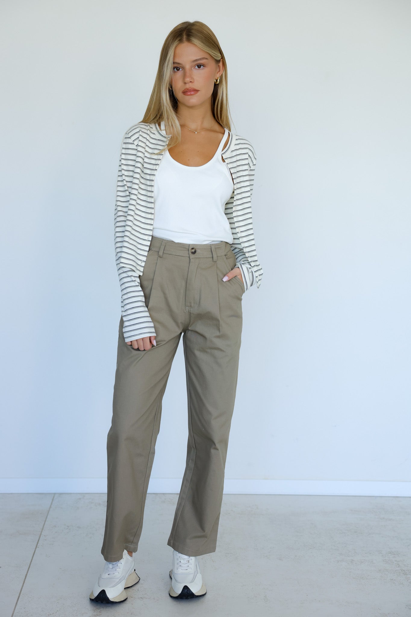 קרדיגן פסים פרוסטי - בייס שחור ולייט גריי